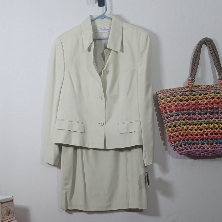 Valerie Stevens Blazer And Skirt Set Pure Silk Tags Attached